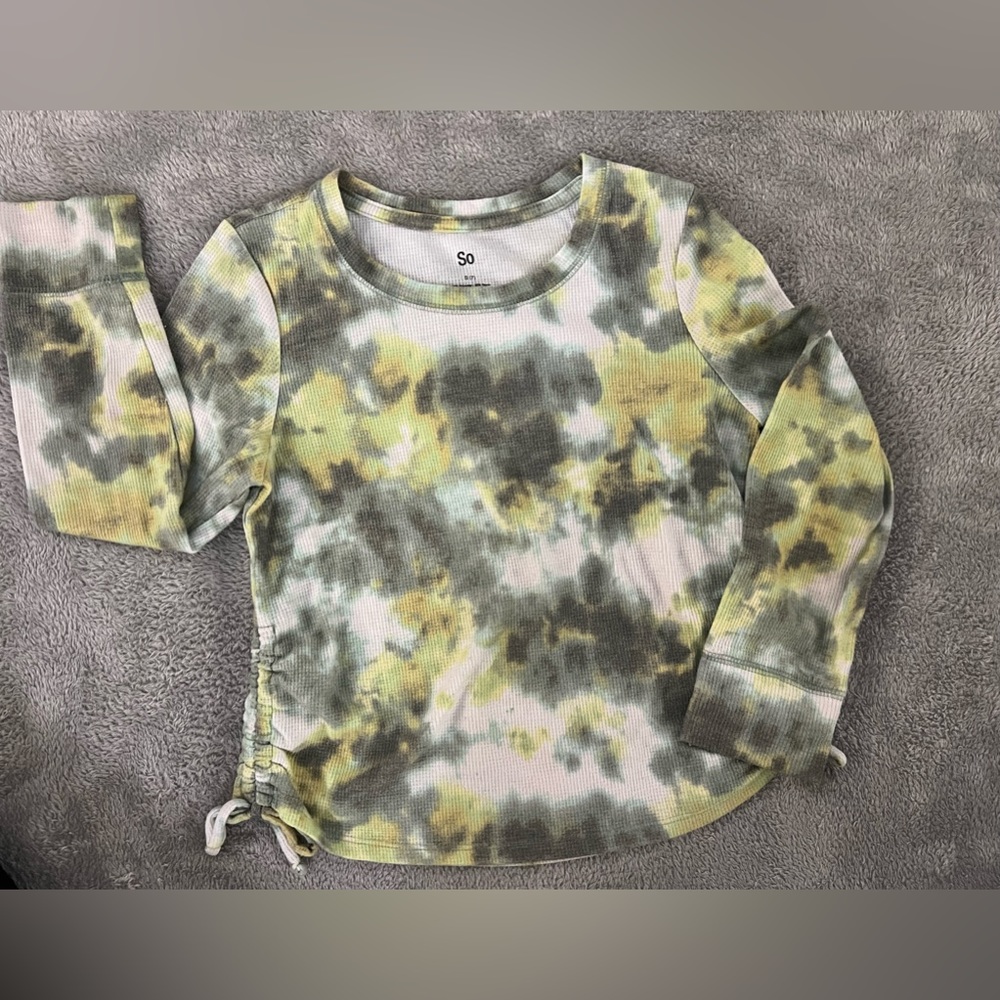 Girls Tie Die sweater size 7